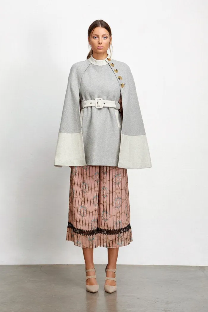 Macbeth Cape