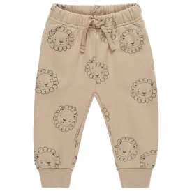 Relaxed Fleece Sweatpant in Lions by Quincy Mae