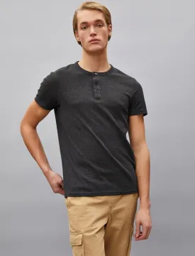 Waffle Henley SS Tshirt in Anthracite